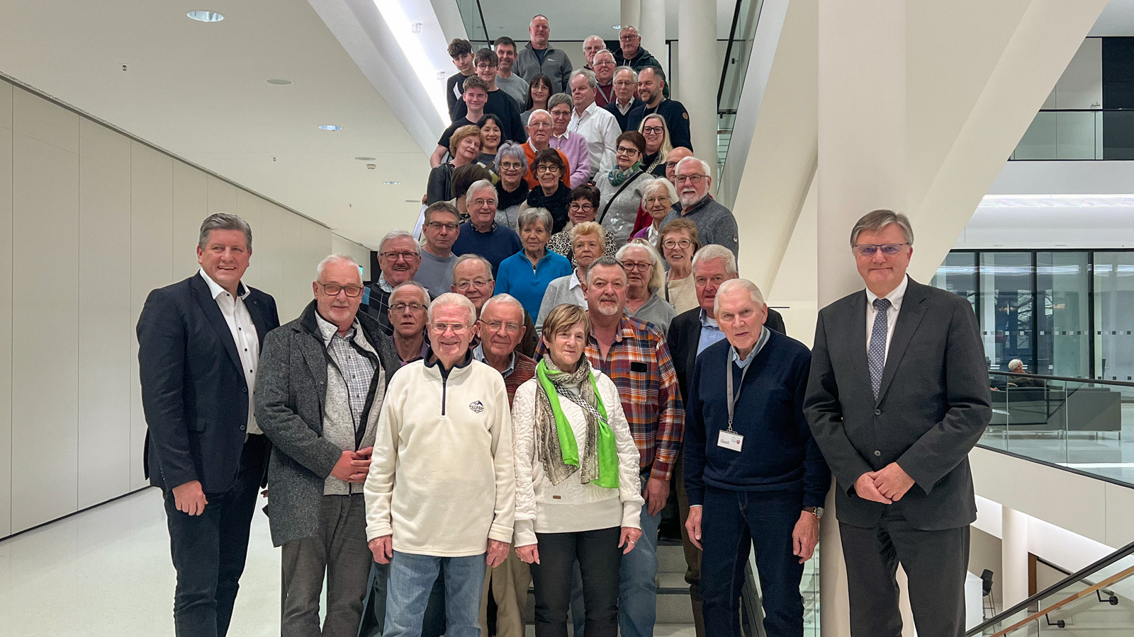 Landtagsfahrt nach Hannover bietet Bürgerinnen und Bürgern Einblicke in Politik und Haushaltsdebatte