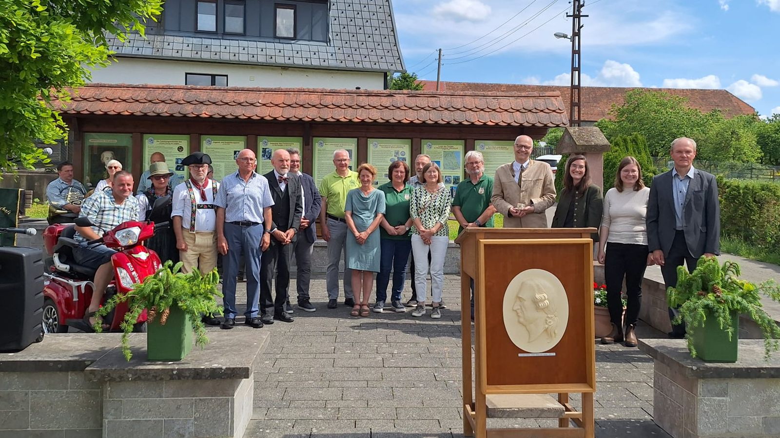 Festakt in Oberstadt: Vertreter aus Holzminden erinnern an Johann Georg von Langen