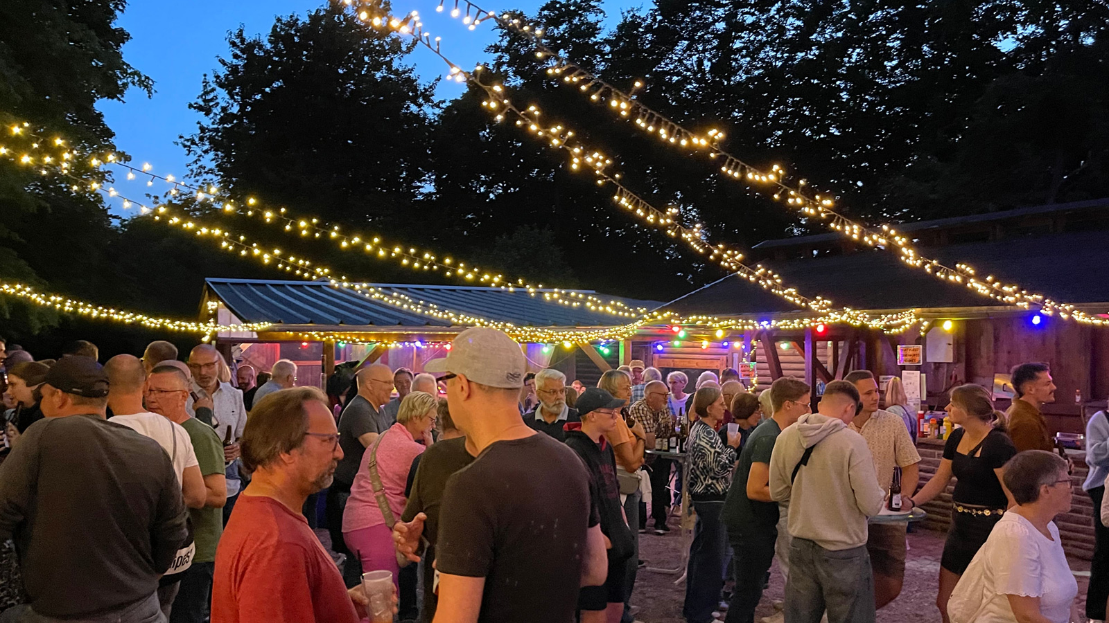 „Solling Sound“ geht in die zweite Runde: Live-Musik und Festivalatmosphäre in Derental